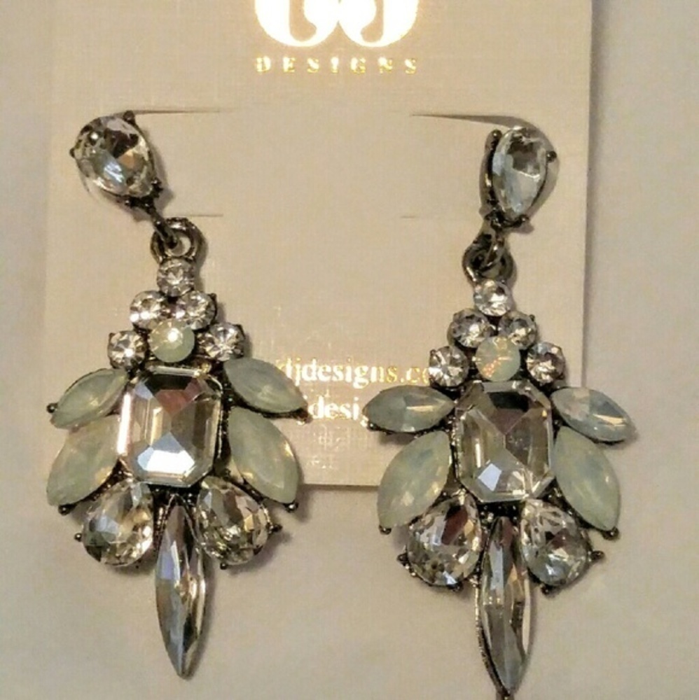 Teardrop Deco Style Crystal Earrings - Picture 2 of 2